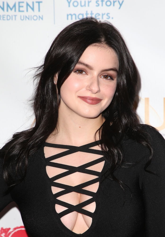 Ariel Winter and her Tits #91085870