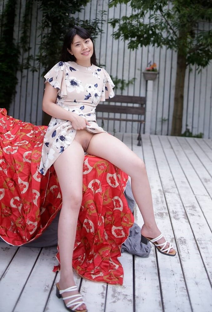 Asiático
 #90202096