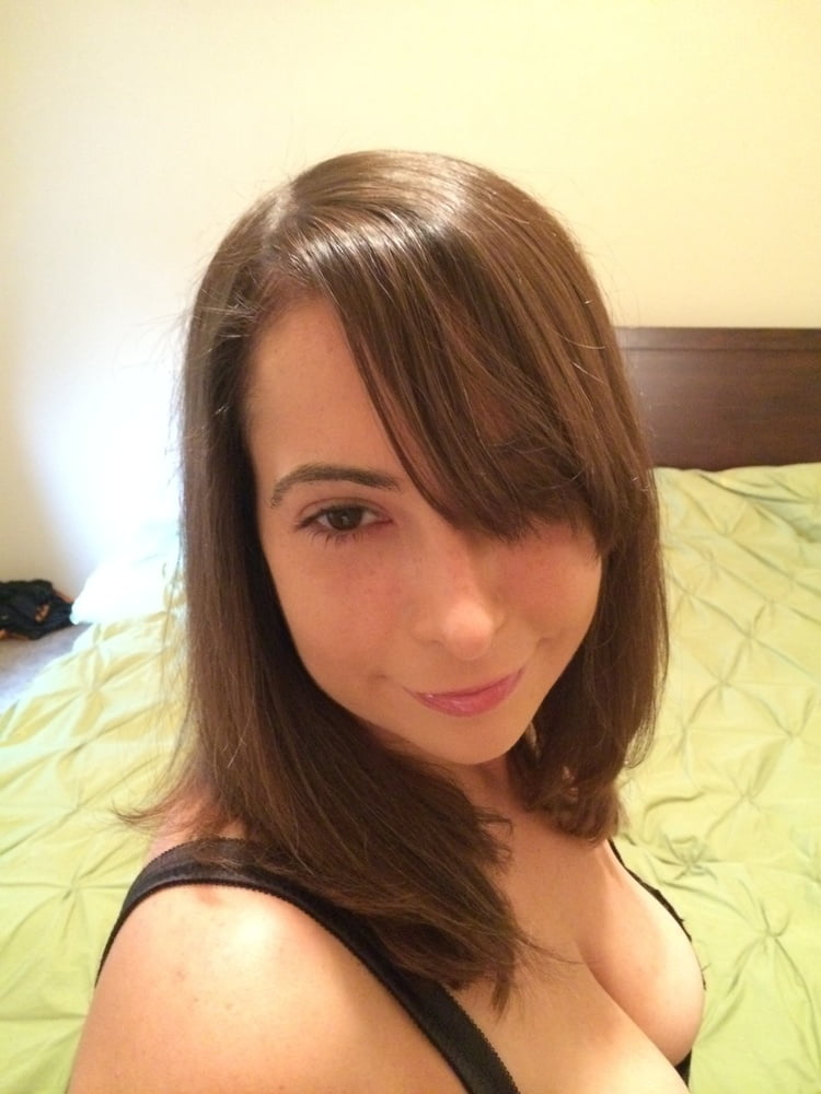 Femme brune brune, épaisse, curvey, couverte de sperme du Texas
 #98507679