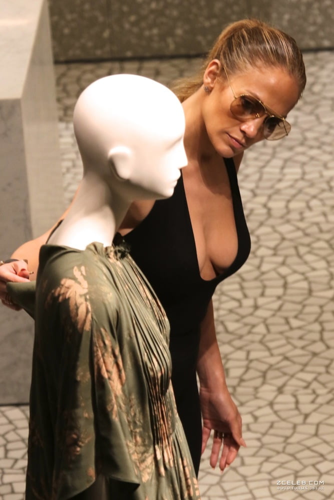 Jennifer Lopez Nude #90665767