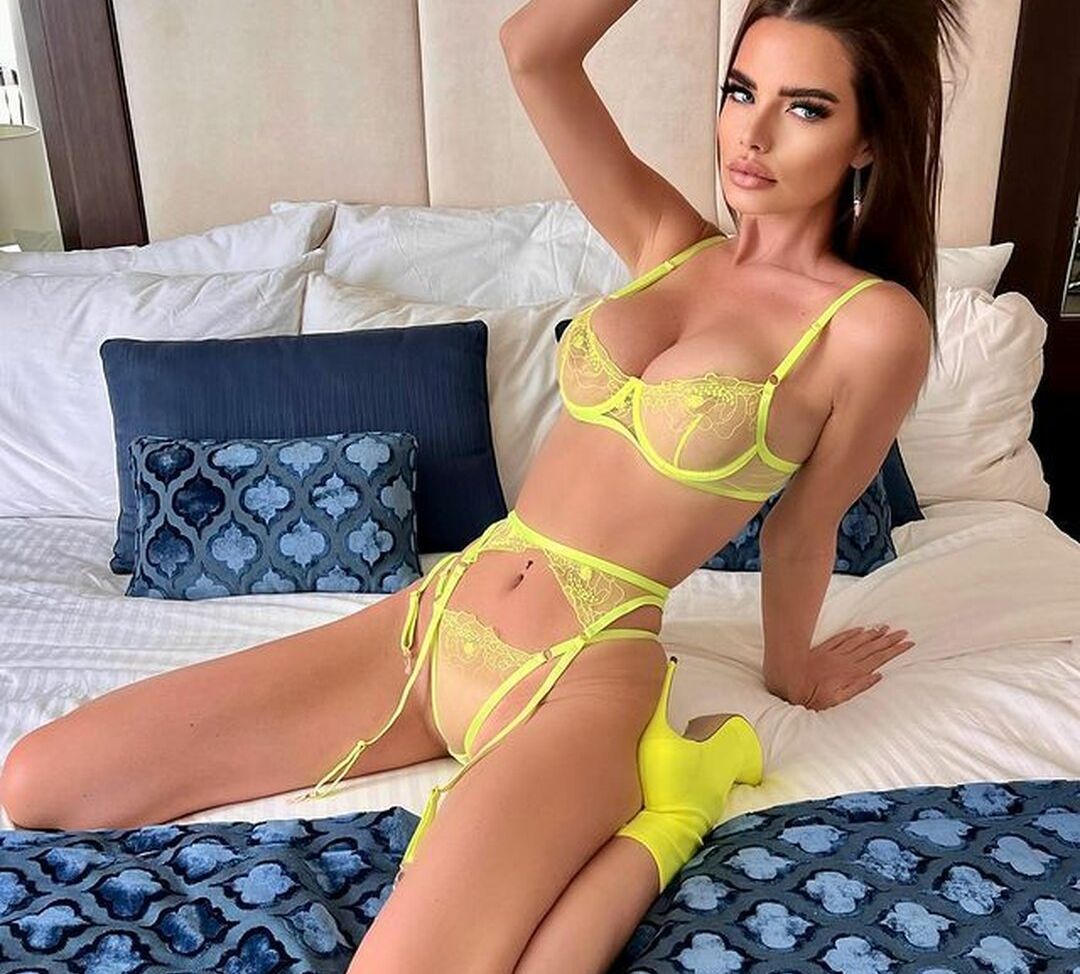 Flywithjennifer desnuda #108079826