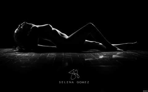 Selena Gomez #81918939