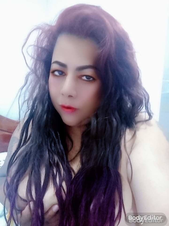 Tetek besar janda
 #91497516