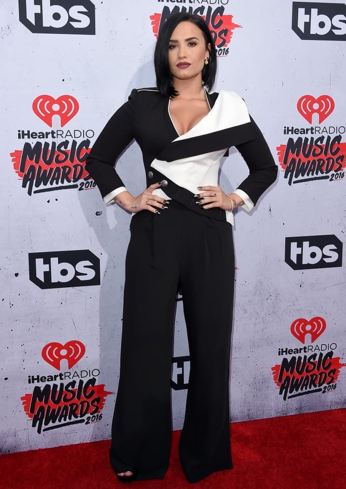 Demi Lovato ( The Singer) #81067616