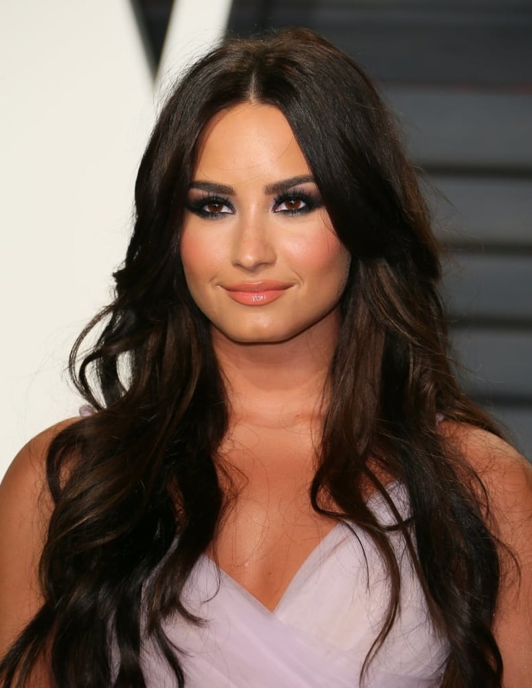 Demi Lovato ( The Singer) #81067733