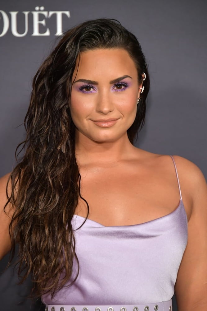 Demi Lovato ( The Singer) #81067829
