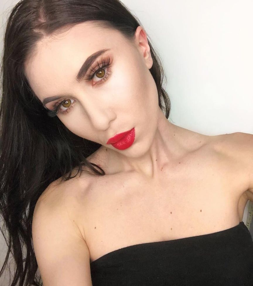 Taylor Jevaux desnuda #108544869