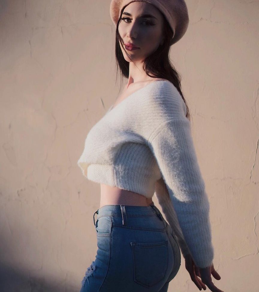 Taylor Jevaux desnuda #108544870