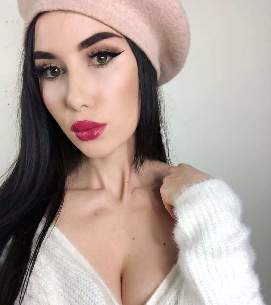 Taylor Jevaux desnuda #108544871