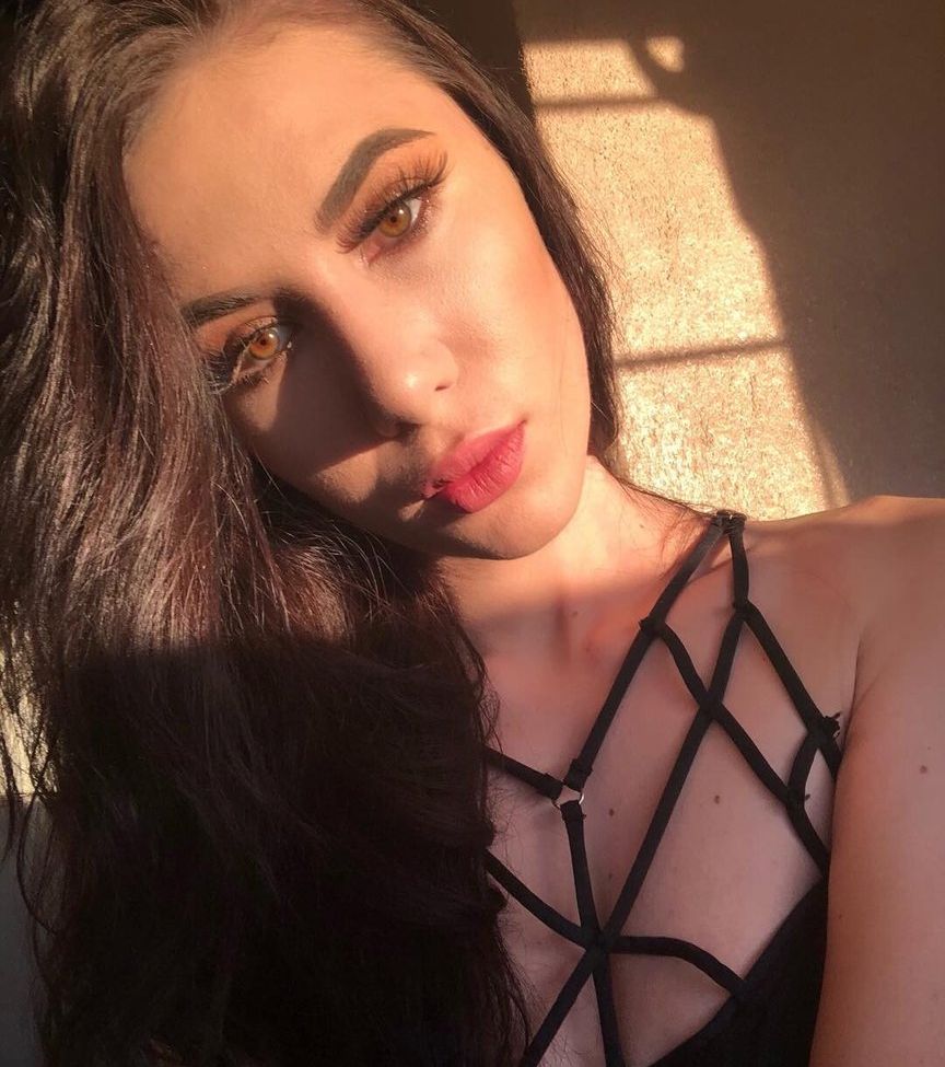 Taylor Jevaux desnuda #108544873