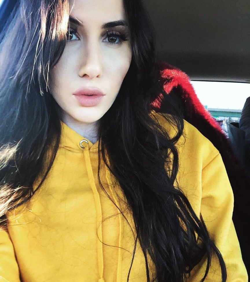 Taylor Jevaux desnuda #108544905