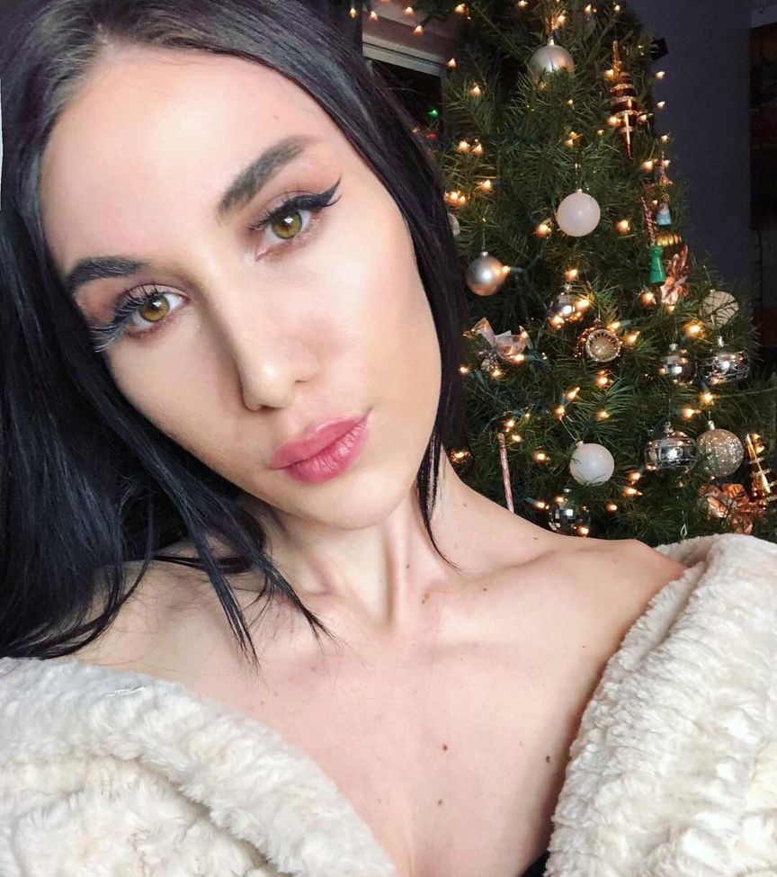 Taylor Jevaux desnuda #108544908