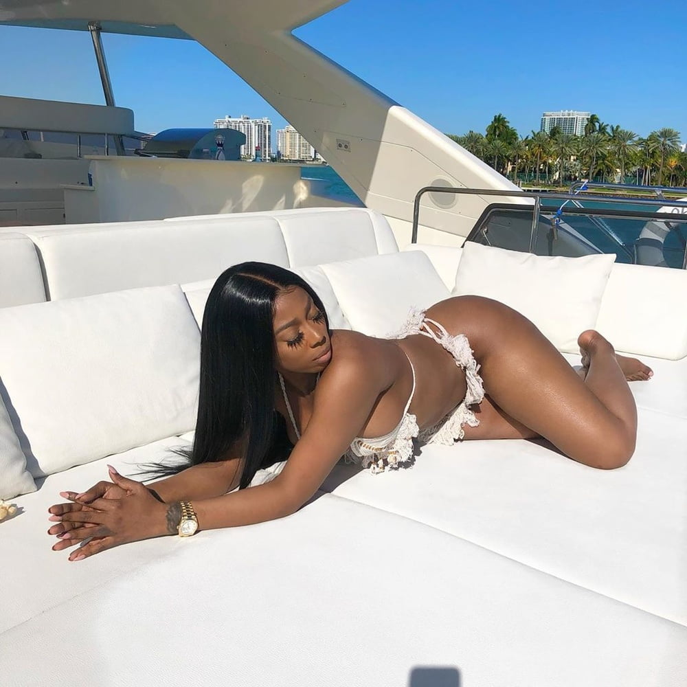 EBONY HOTTIES PART 1 #89353843