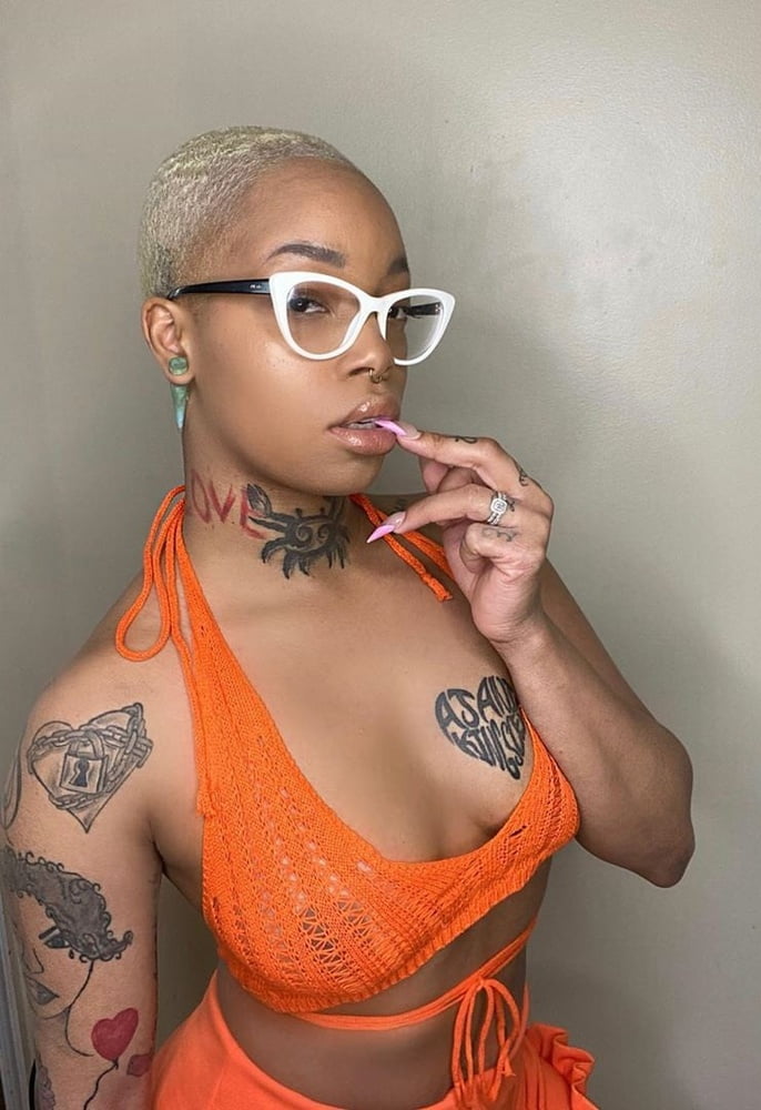 EBONY HOTTIES PART 1 #89354226
