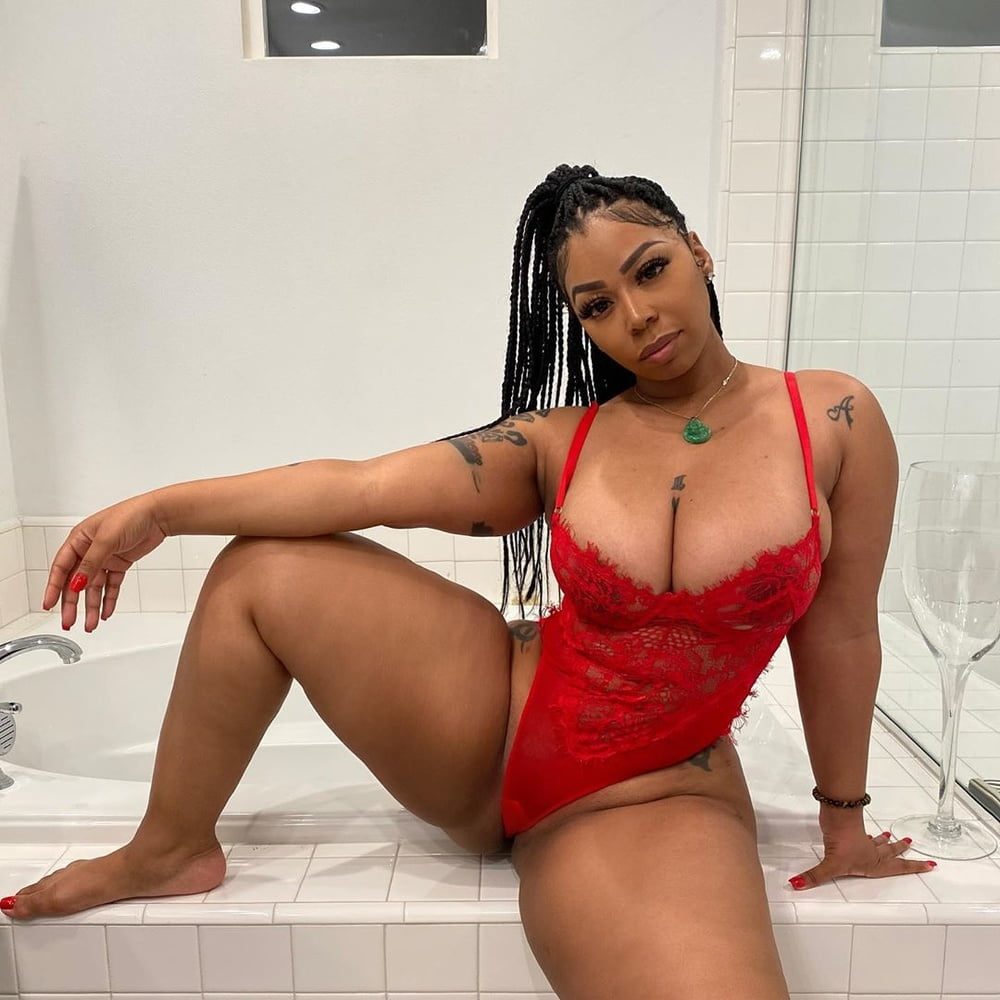 EBONY HOTTIES PART 1 #89354485