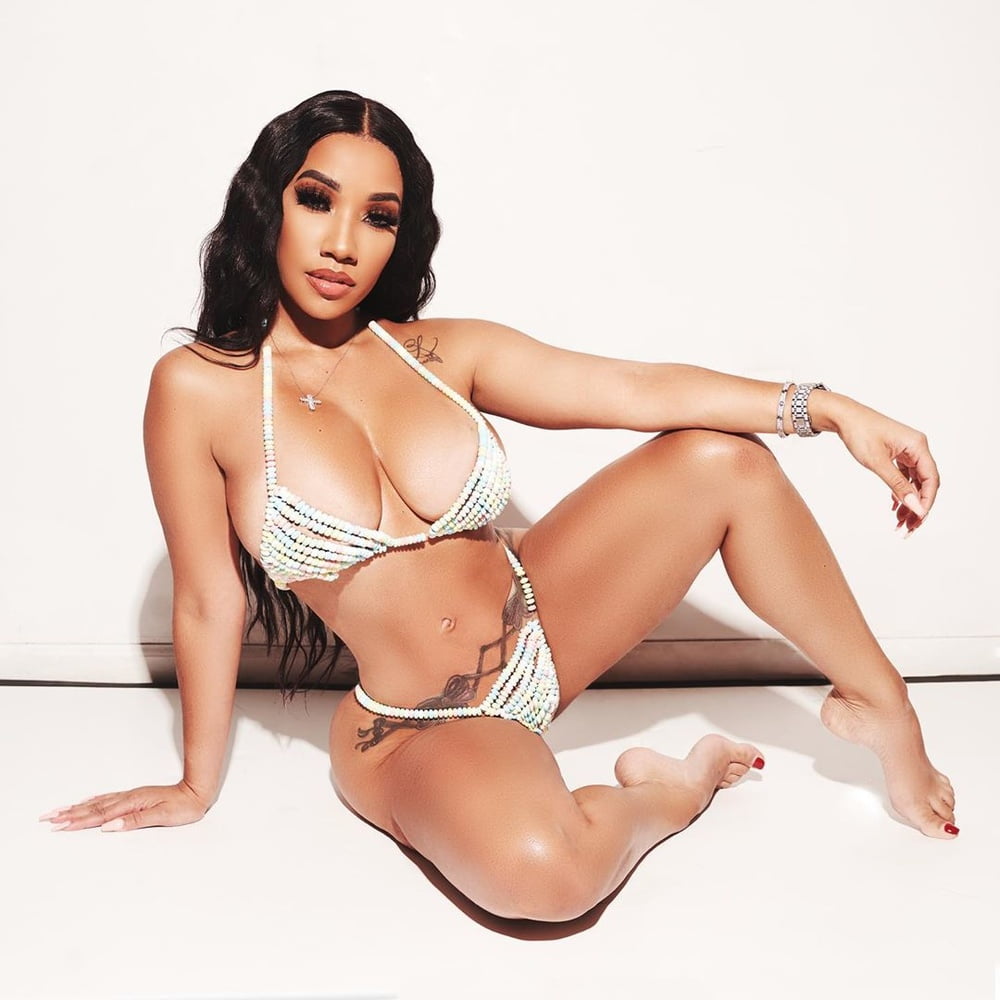 EBONY HOTTIES PART 1 #89354575