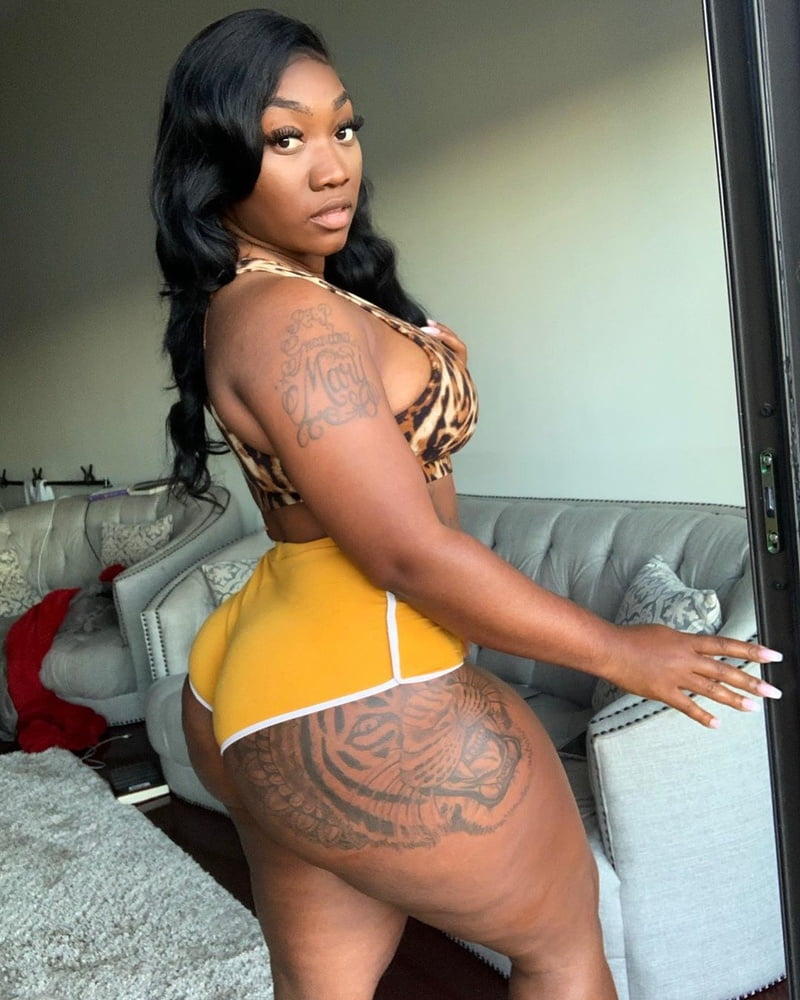 EBONY HOTTIES PART 1 #89354619