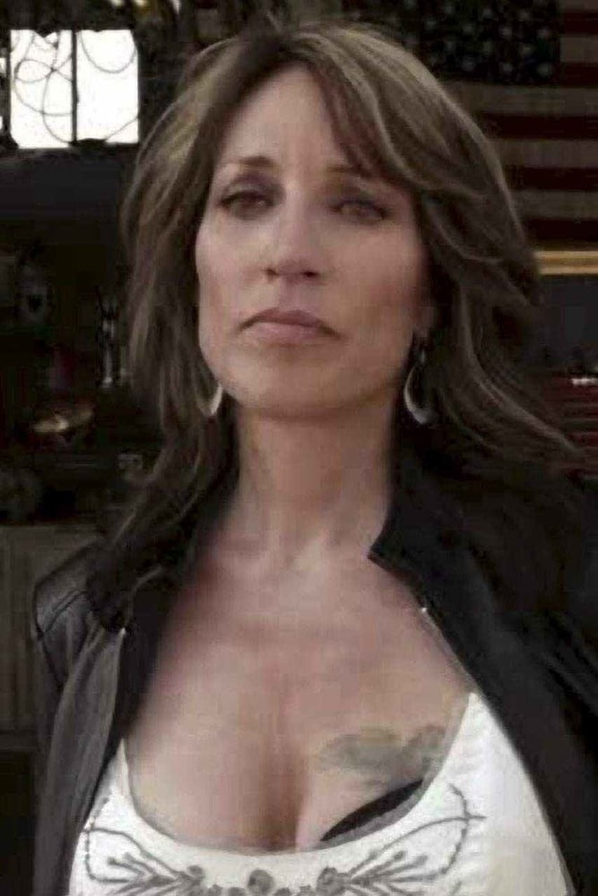 Katey sagal
 #102277047