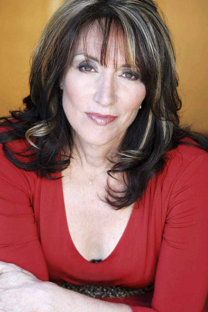 Katey sagal
 #102277056