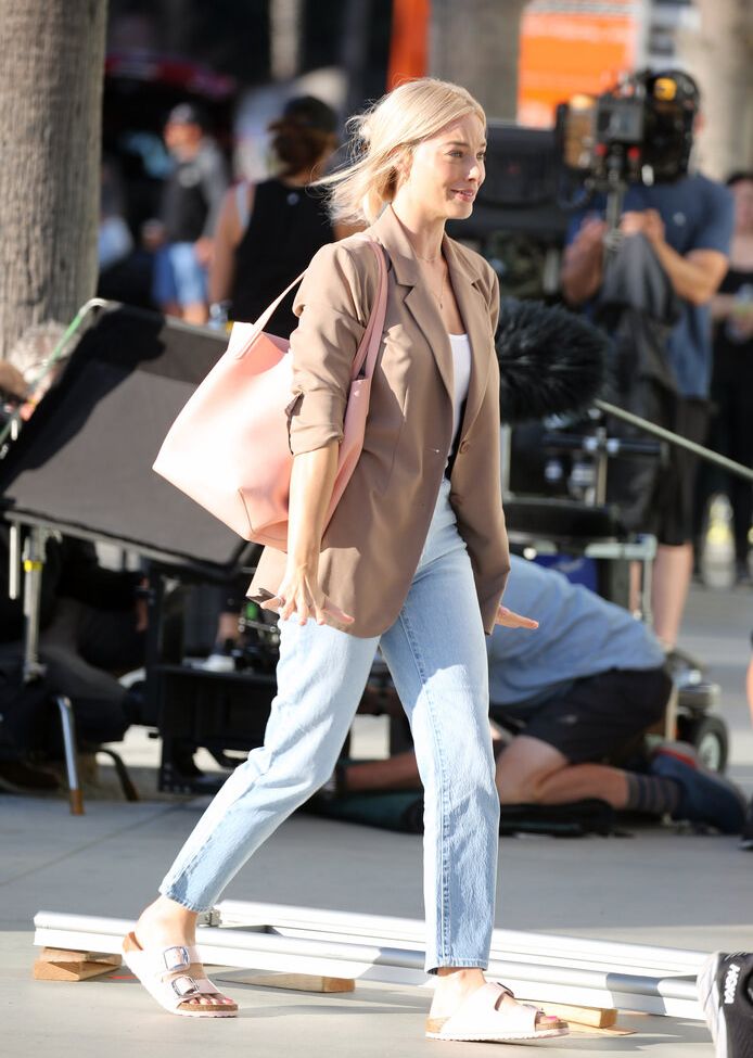Margot Robbie desnuda #107764482