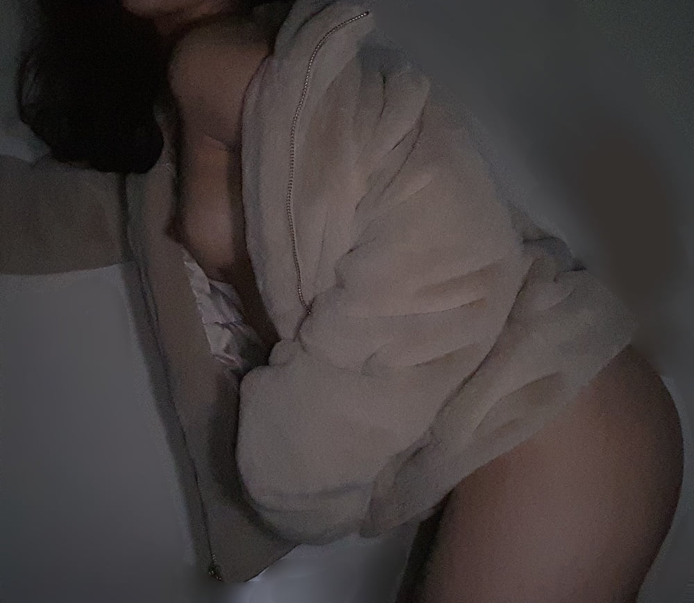 Sexy koreanisches Mädchen
 #95590788
