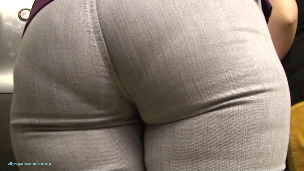 DELICIOUS TIGHT BIG ASS IN GRAY JEANS #93668529