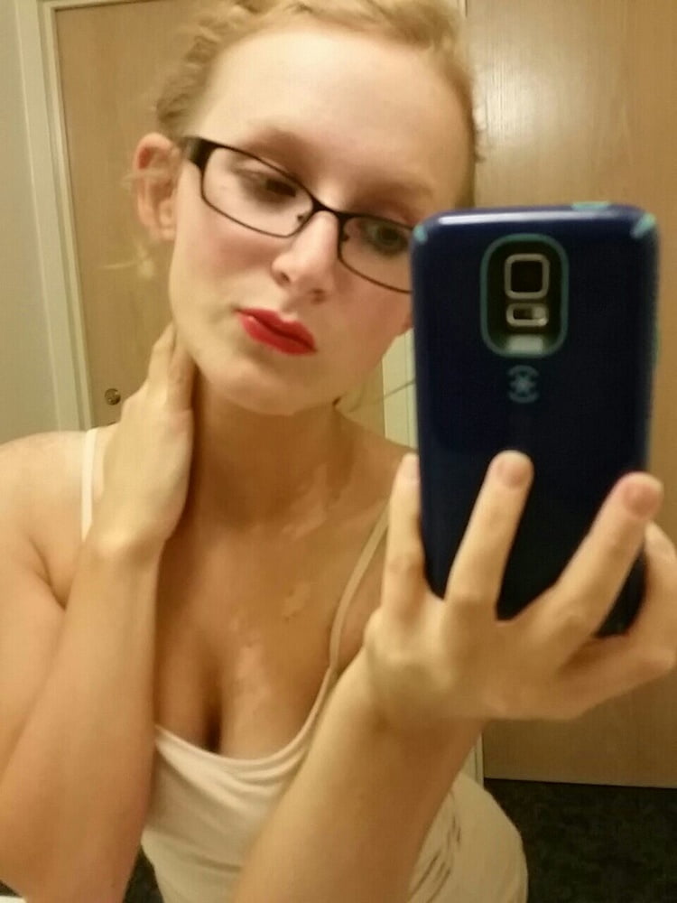 TheGeeksGirl #100877084