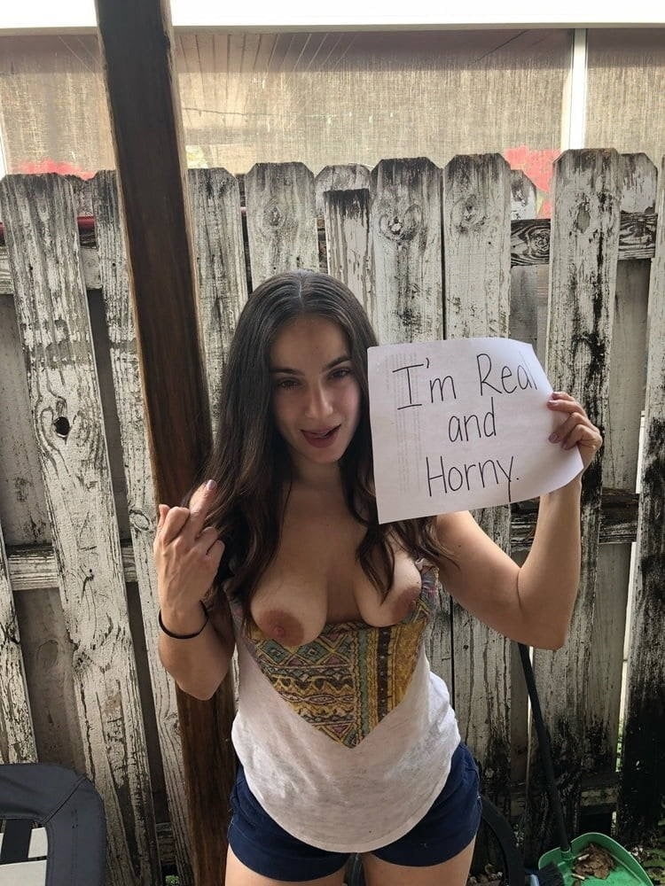 Expuesto webslut
 #93610601