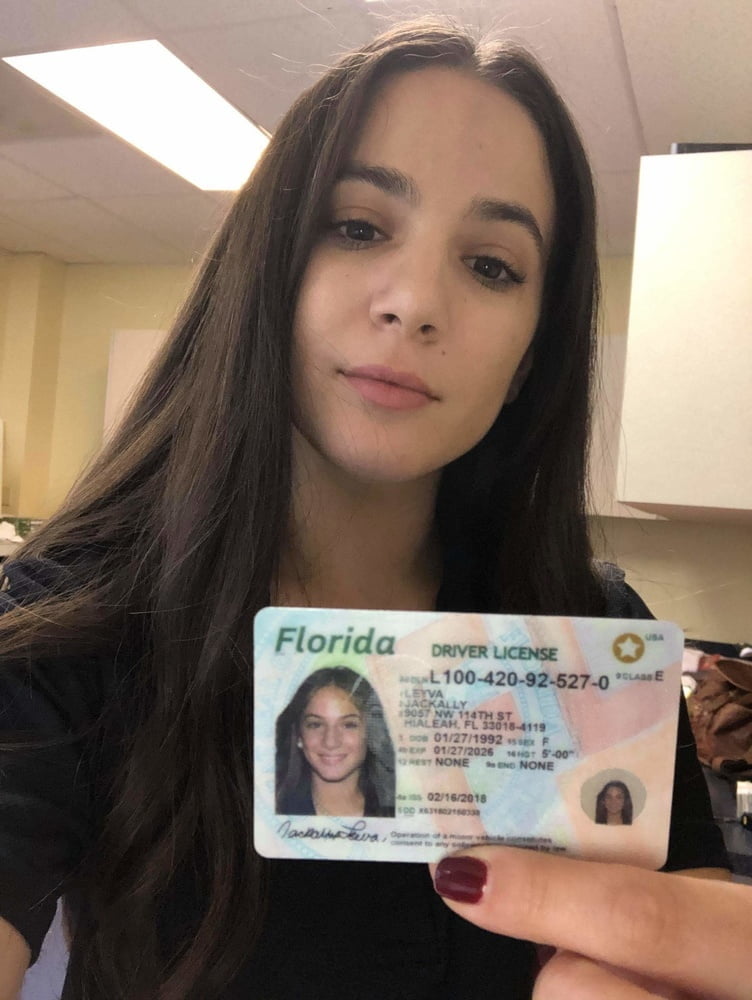 Exposed Webslut #93610759