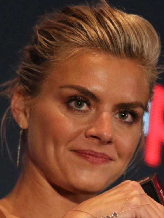 Eliza coupe wichse hure
 #100255764
