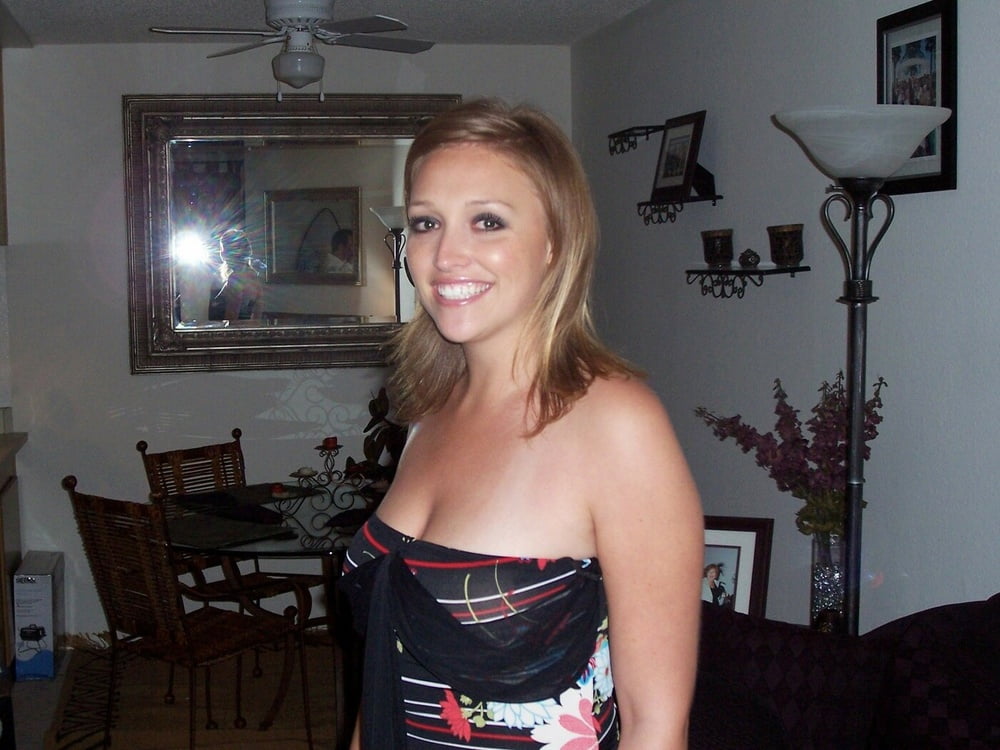 Slutty Berufung
 #82480734