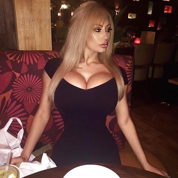 Bimbos in public #95281605