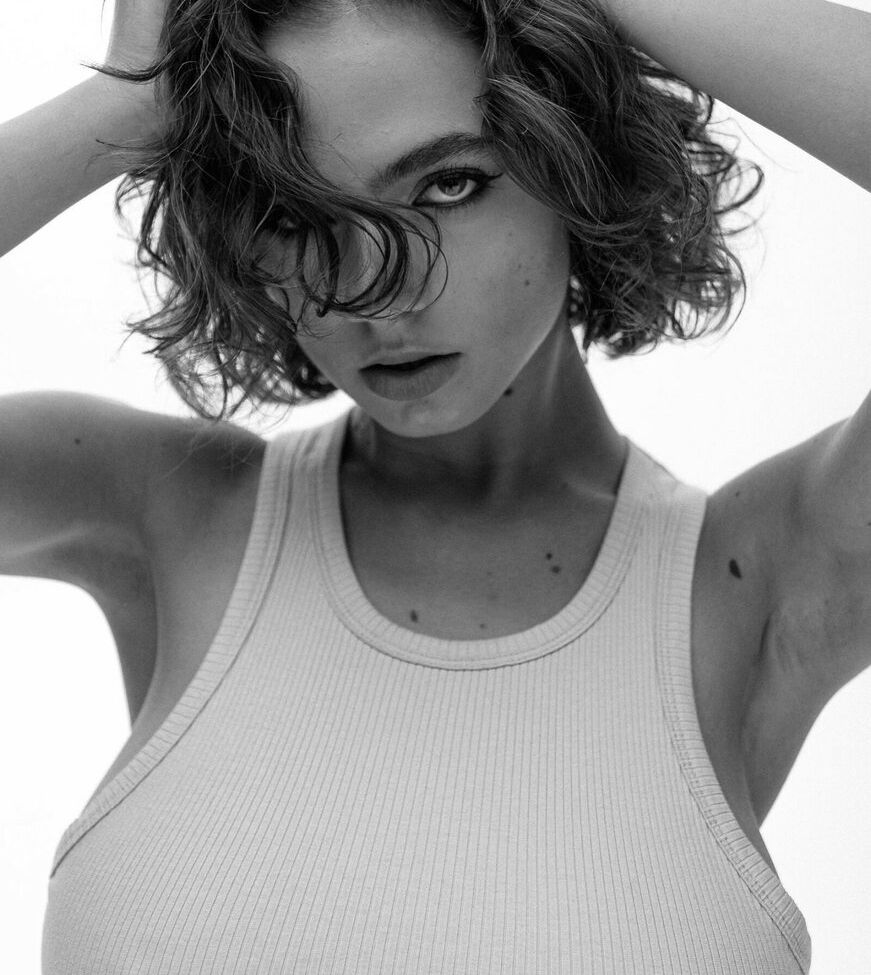 Solomia Maievska desnuda #107576794