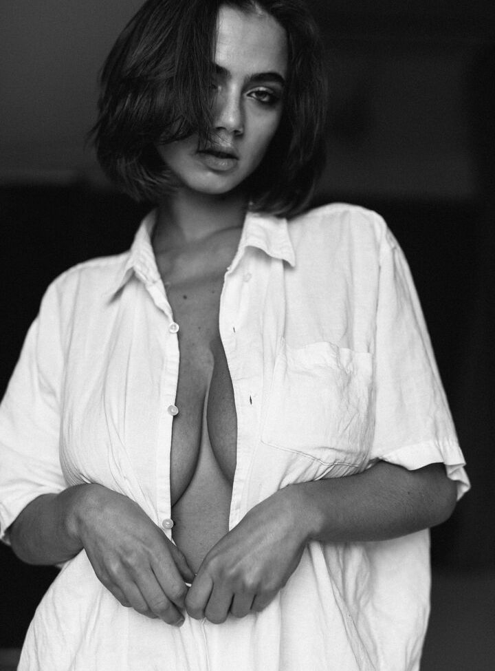 Solomia Maievska desnuda #107576919