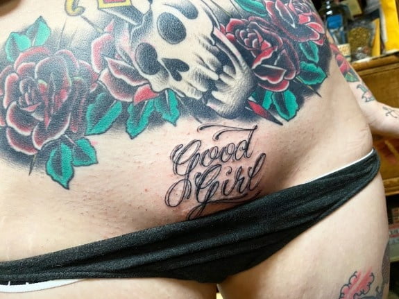 Es una pervertida
 #91412844