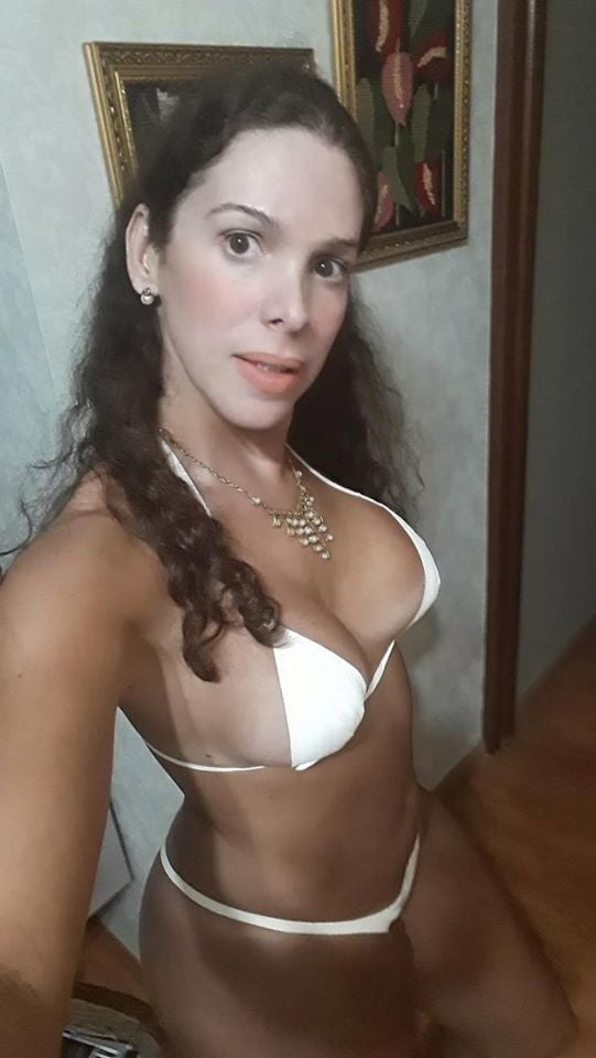 Ana flavia
 #88043598