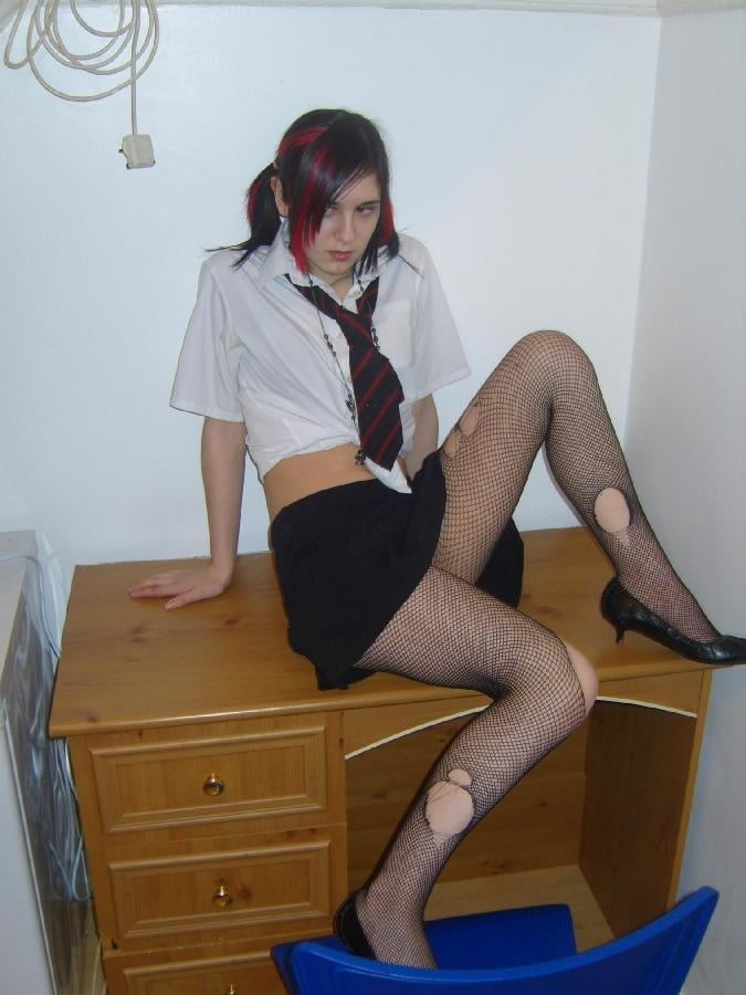Jeunes et coquines 555 #95636898