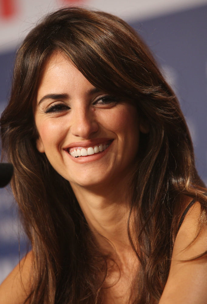 Penelope cruz
 #94976647