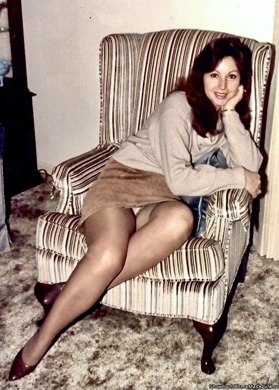 Amateur Rita II #83443050
