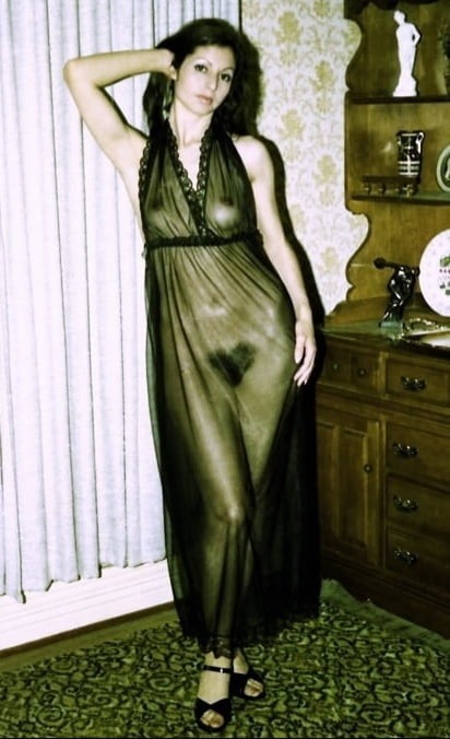 Amateur Rita II #83443305