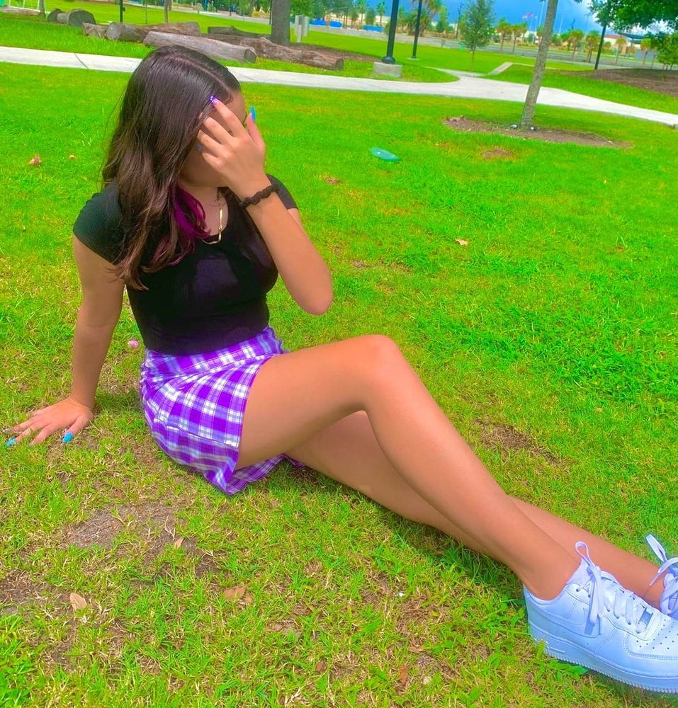 Ellos chicas 2
 #93439903