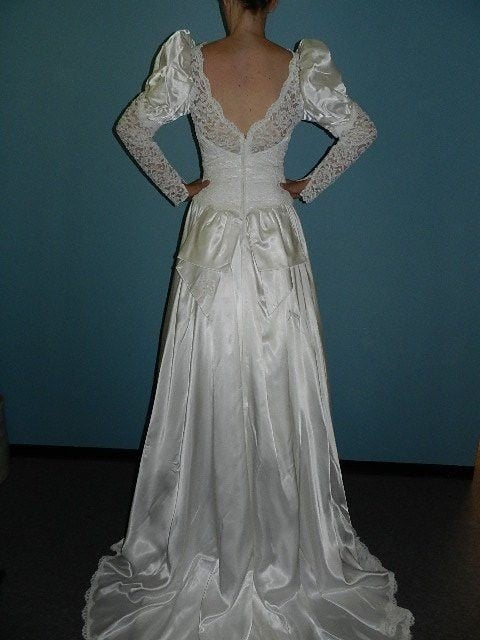 Silky novia vestidos de novia y vestidos 1
 #103387631