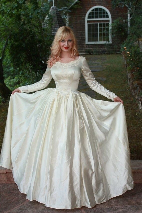 Silky novia vestidos de novia y vestidos 1
 #103388179