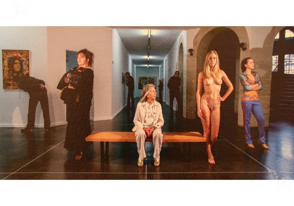 naked in a museum #105771681