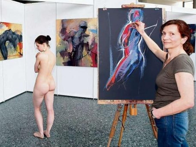 naked in a museum #105771835