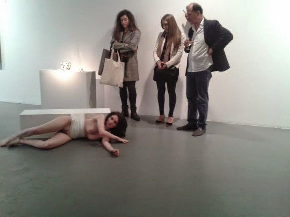 naked in a museum #105771880