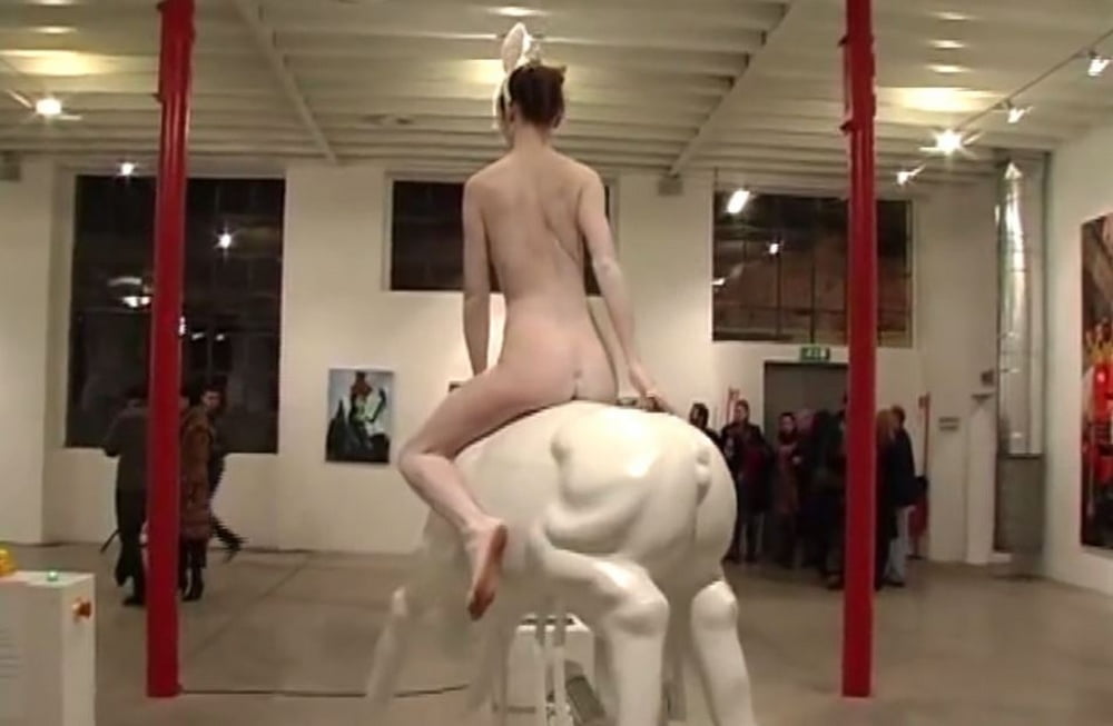 naked in a museum #105772284