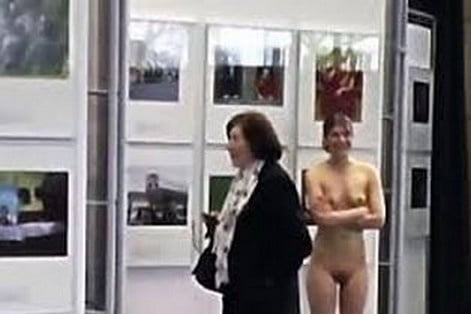 naked in a museum #105772302