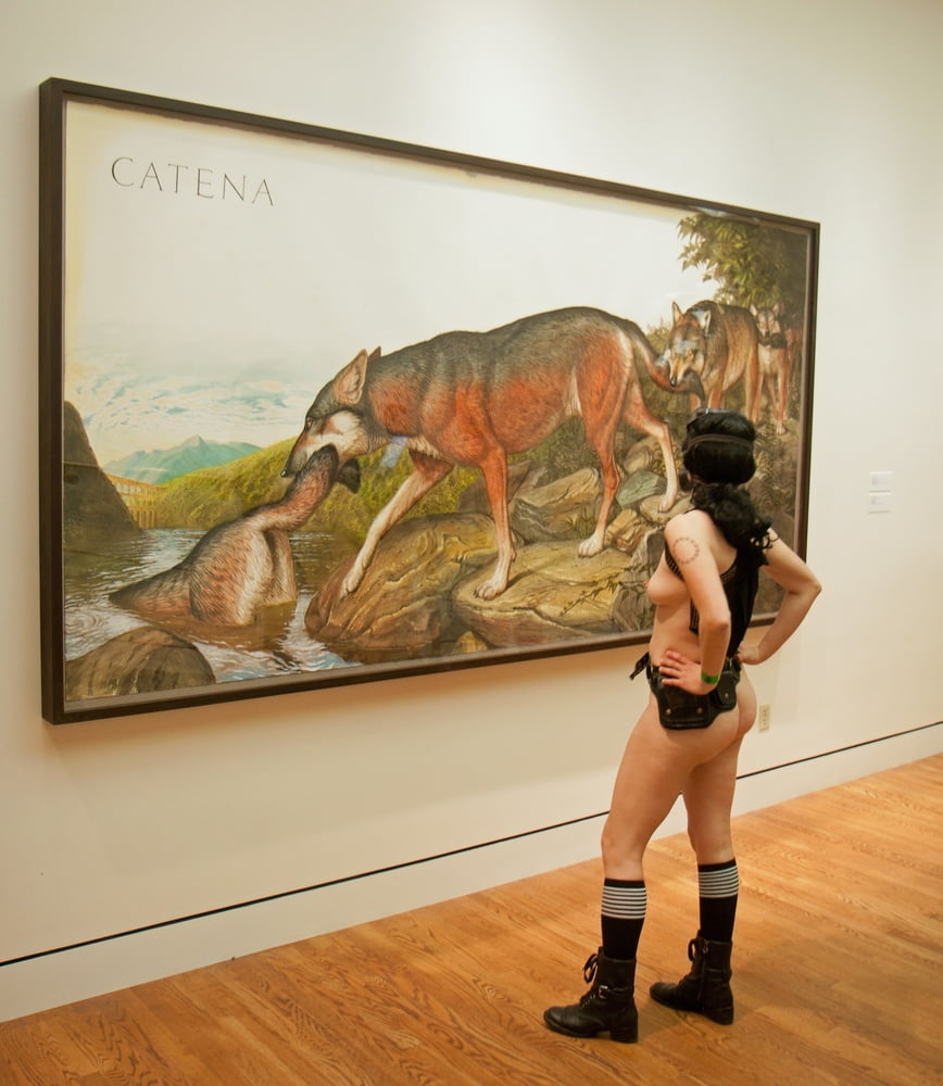 naked in a museum #105772466