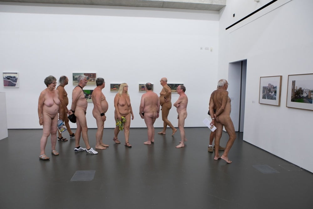 naked in a museum #105772844